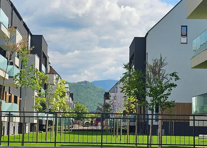 アパート Mountain Vibes